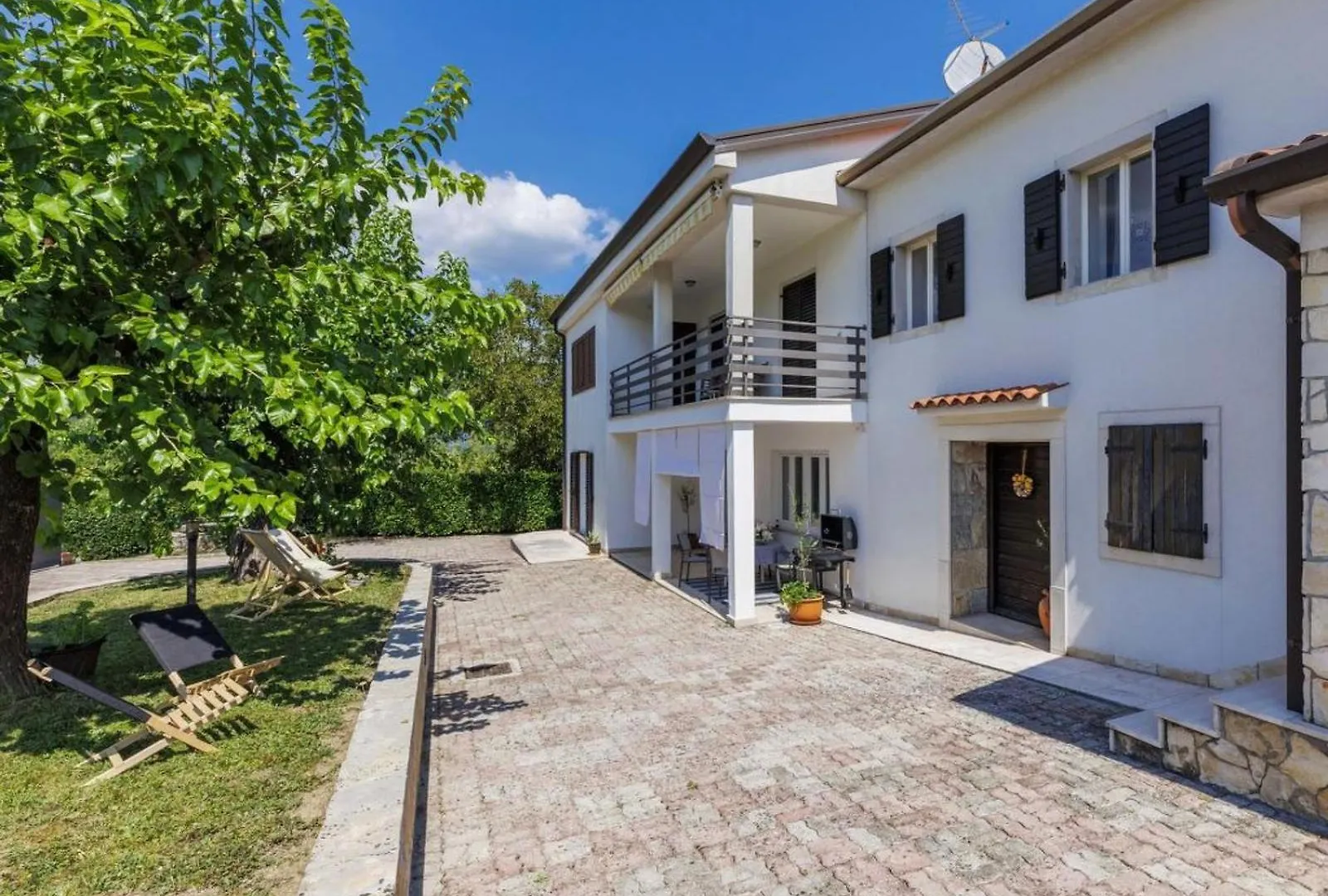 Вилла La Casa Di Papa Бузет Хорватия